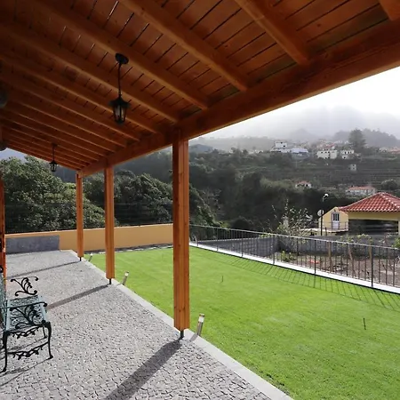 Holiday home Refugio Do Limoeiro